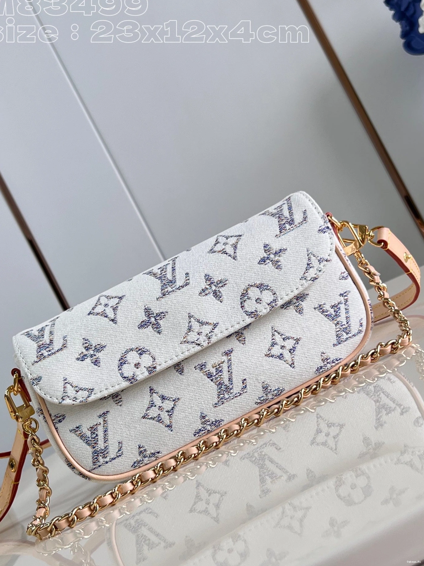 on Ivy-23.5*12*4.3cm VUITTON LOUIS Chain Wallet 0331